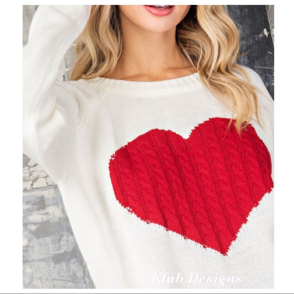 44 ✨RESTOCK ✨❤️Heart pull over sweater 
Soft comfy - Picture 3 of 4